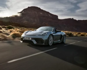 718